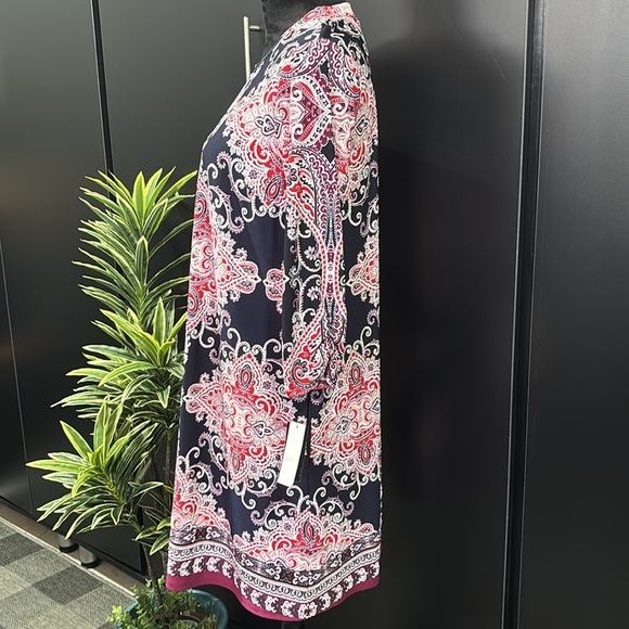 New Directions,Scoopneck,3 quarter sleeve,hip pockets,loose,stretch Navy pattern - Picture 4 of 12